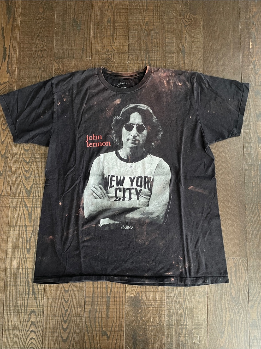 John Lennon t shirt